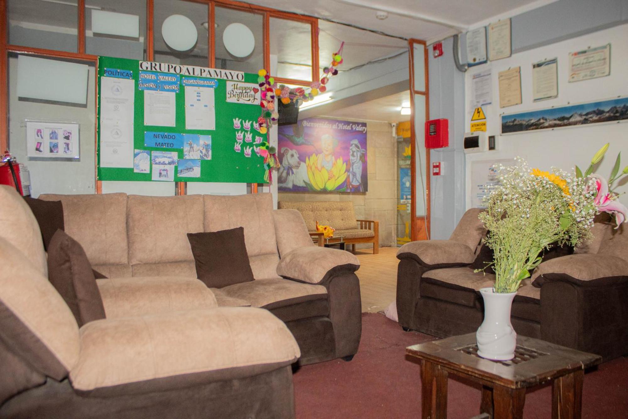 Hotel Valery 2 Estrellas Huaraz  Ngoại thất bức ảnh